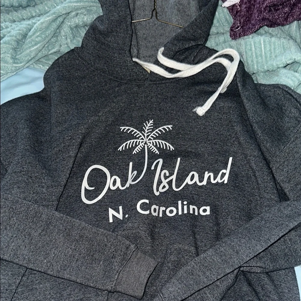 Oak island cropped sweatshirt